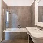 Maison Colosseo *