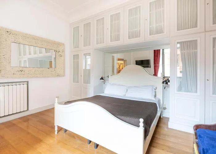 Lägenhet Maison Colosseo